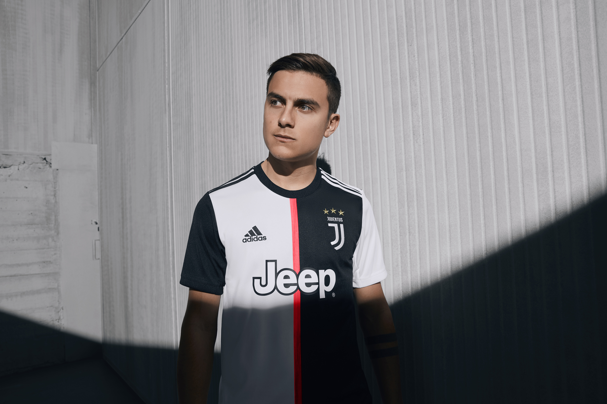 maillot-juventus-turin-2019-2020-adidas-5