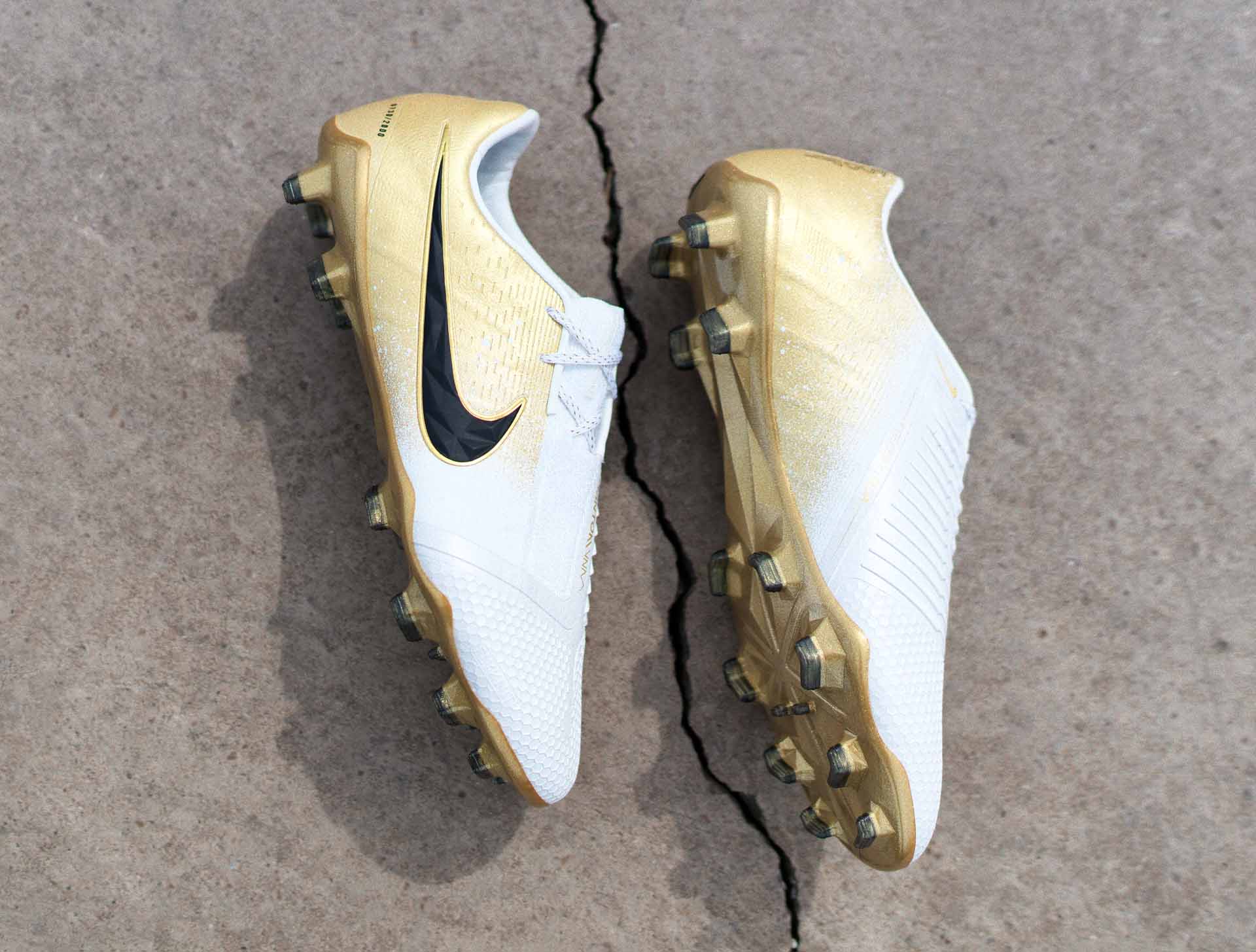 pack-euphoria-nike-blanc-or-edition-limitee-7