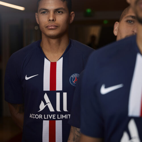 Image de l'article Quels étaient les maillots du PSG lors de ses 1/2 finales de Coupes d'Europe ?