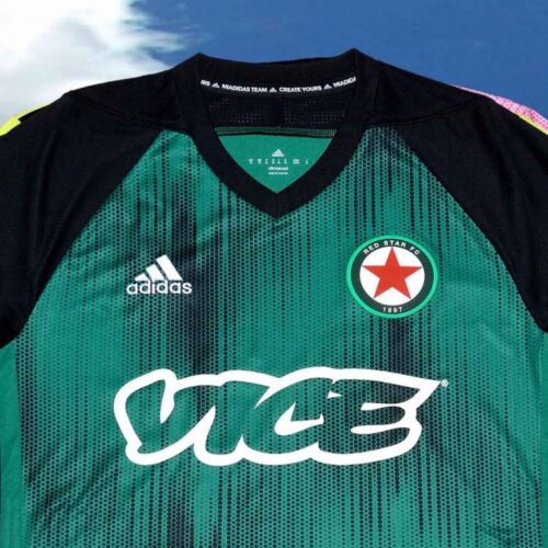 Image de l'article Les supporters du Red Star en colère contre les nouveaux maillots