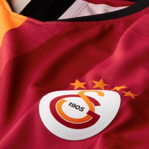 Image de l'article Nike dévoile les maillots 2019-2020 de Galatasaray
