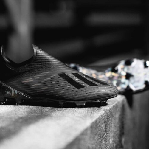 Image de l'article adidas dévoile son pack blackout 