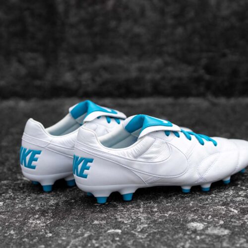 Image de l'article Nike dévoile une Premier 2.0 aux couleurs du pack New Lights