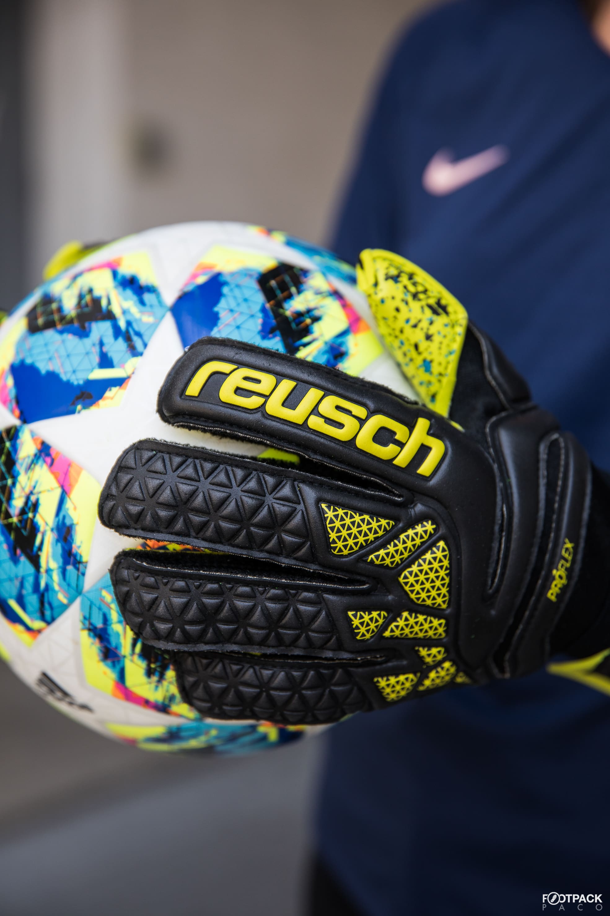 Les gants Reusch de Hugo Lloris enfin commercialisés