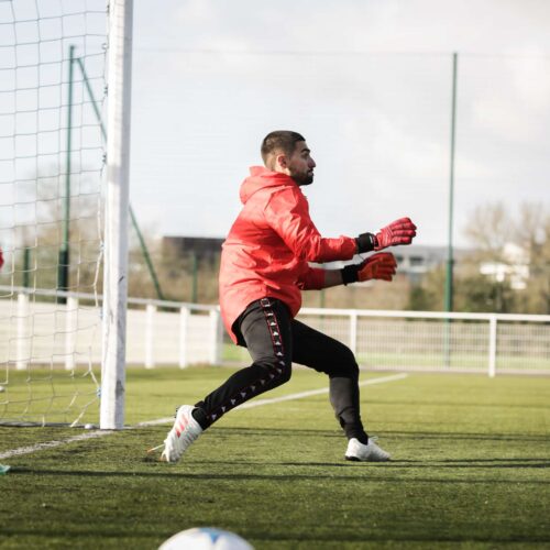 Image de l'article Quels sont les gants de gardien pour la rentrée ?