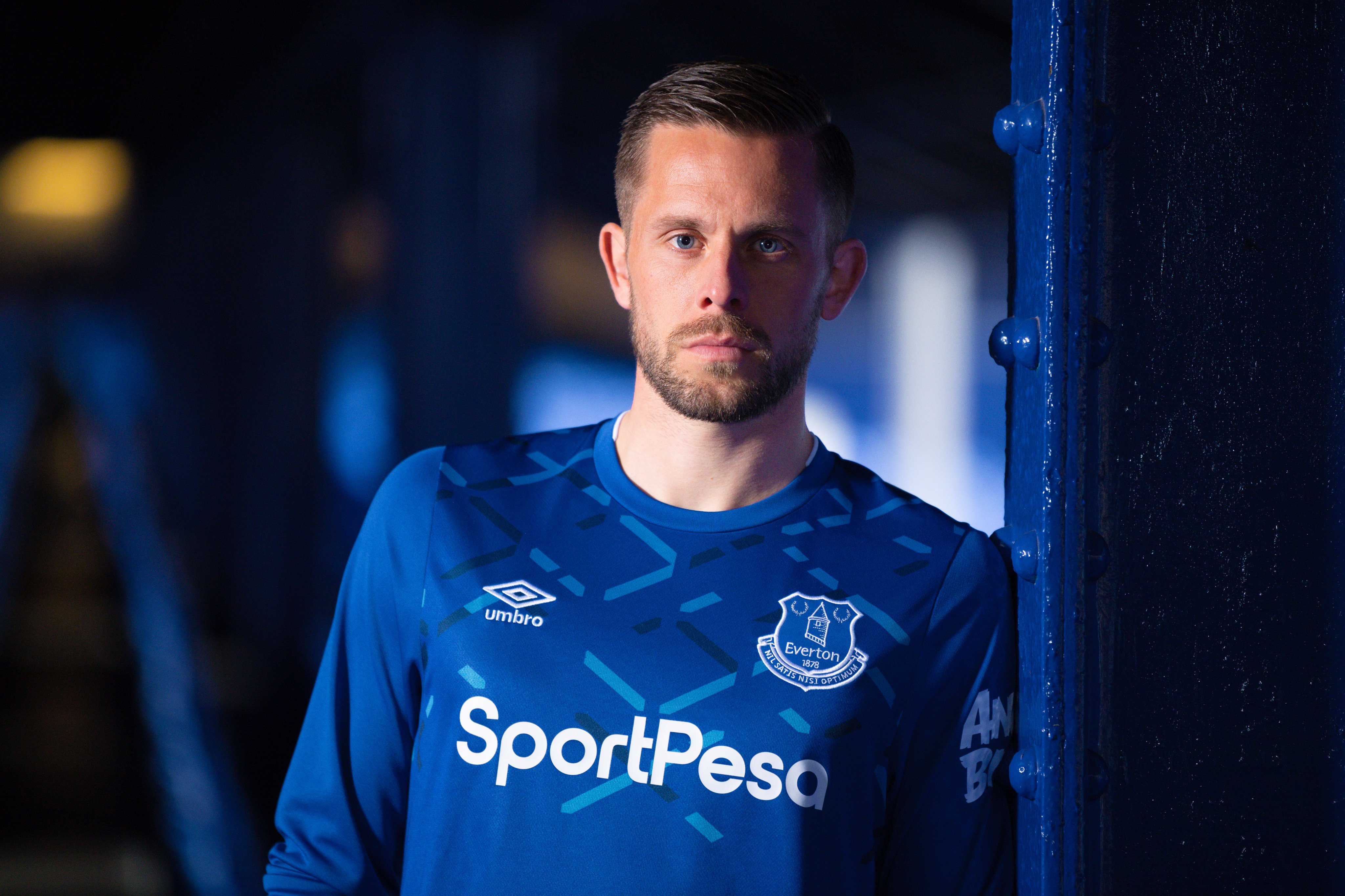 maillot-domicile-everton-2019-2020-umbro-1