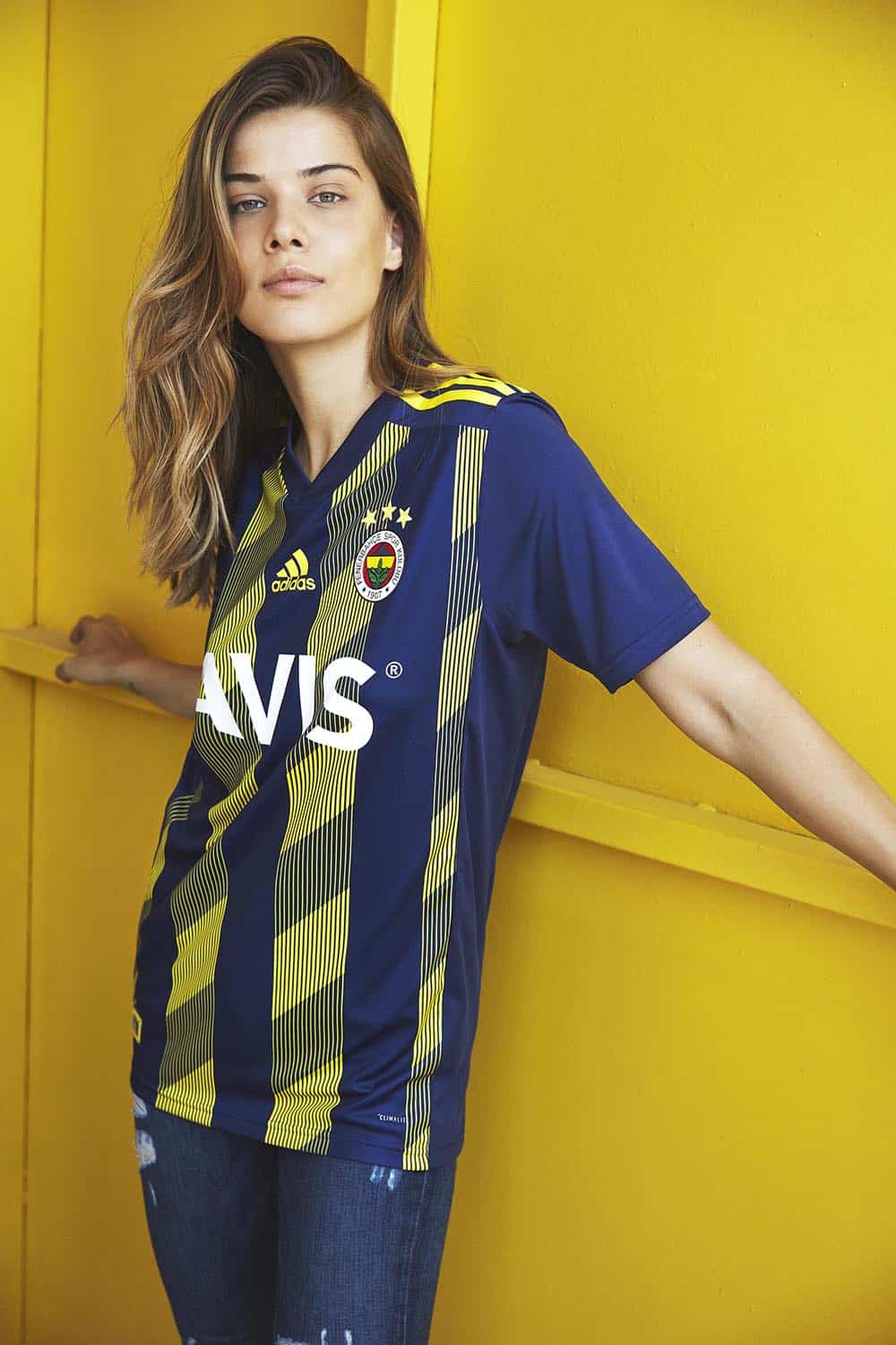 maillot-domicile-fenerbahce-2019-2020-adidas-1