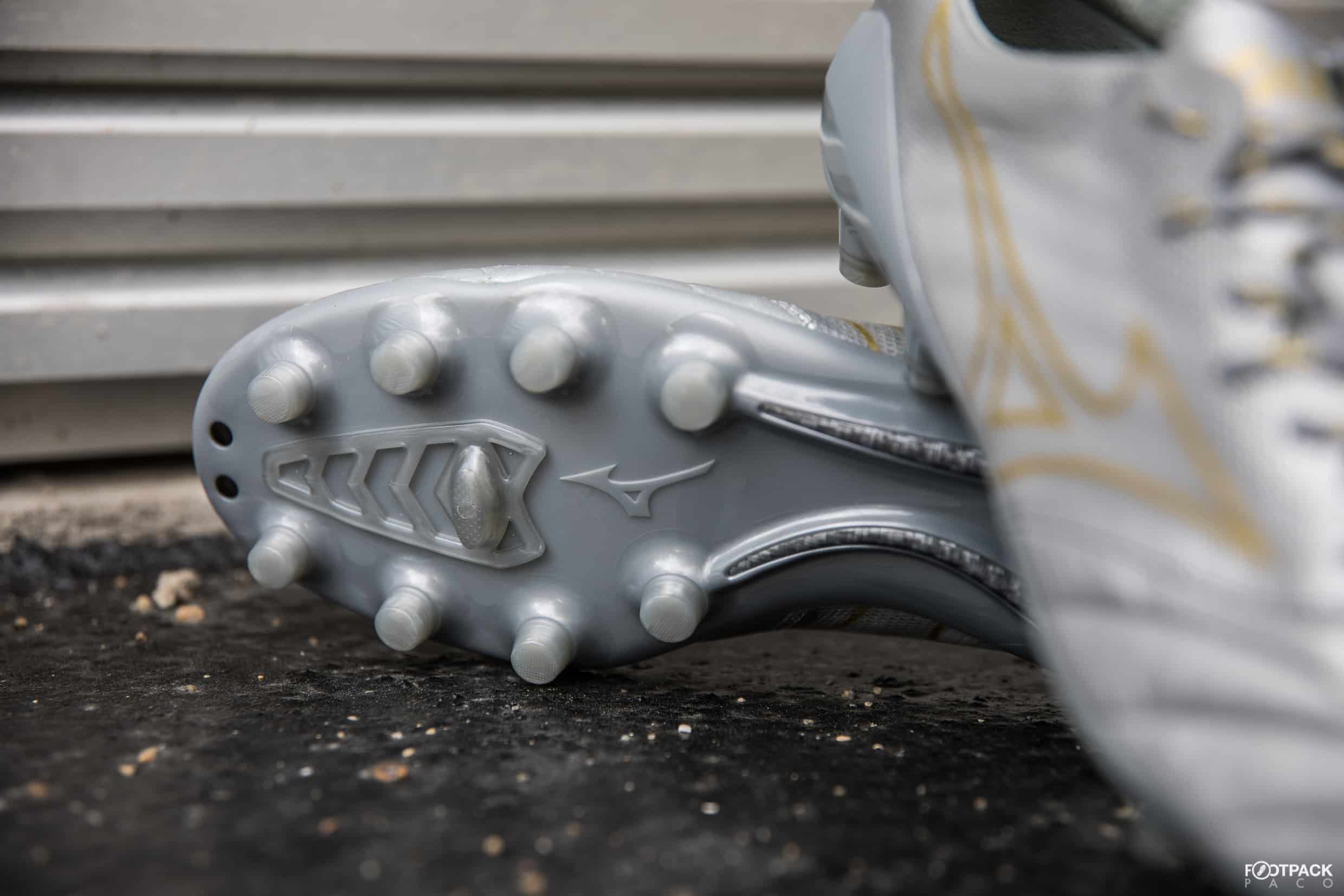 mizuno-Morelia-Neo-2-light-footpack-13