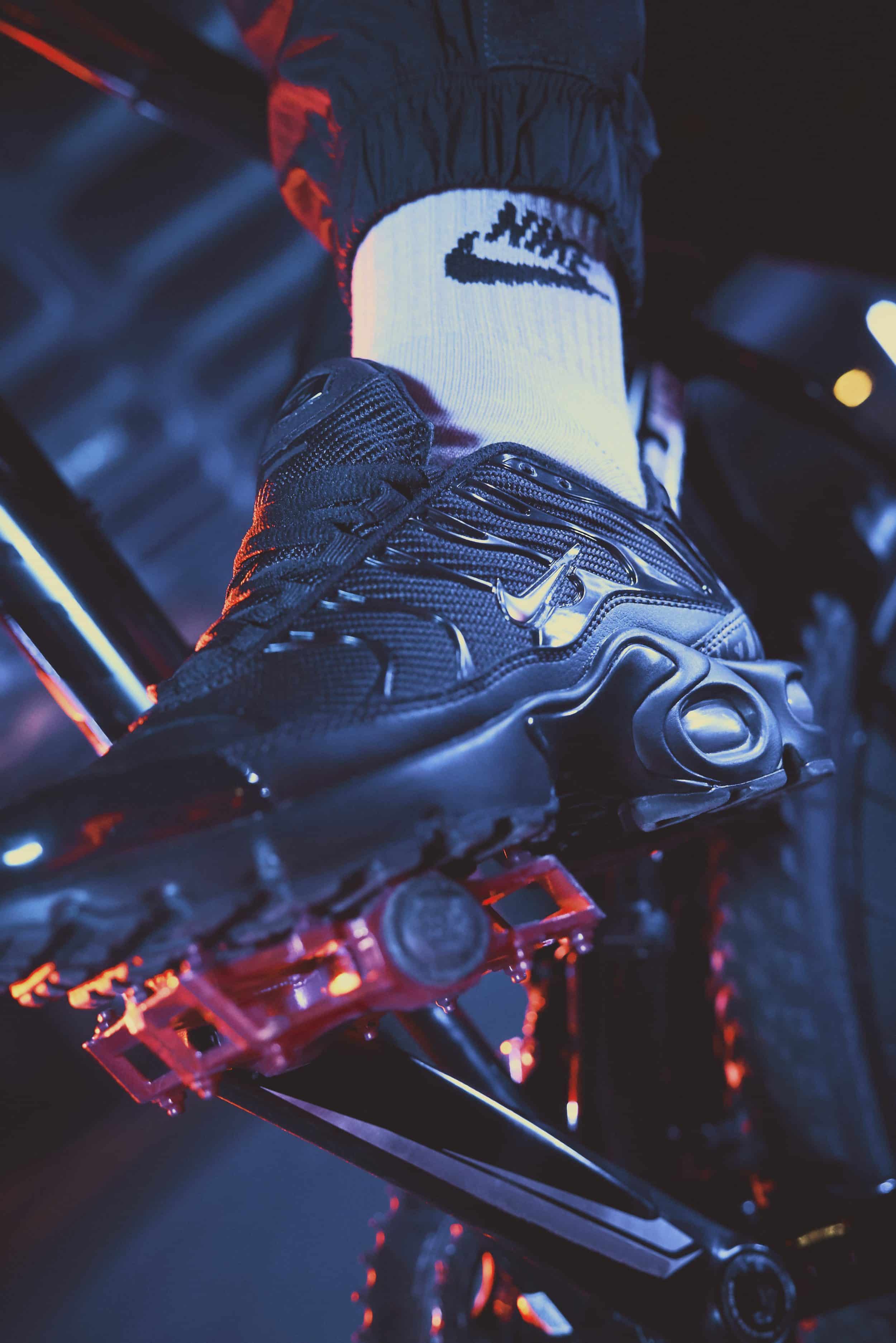 nike-air-max-tn-mercurial-1