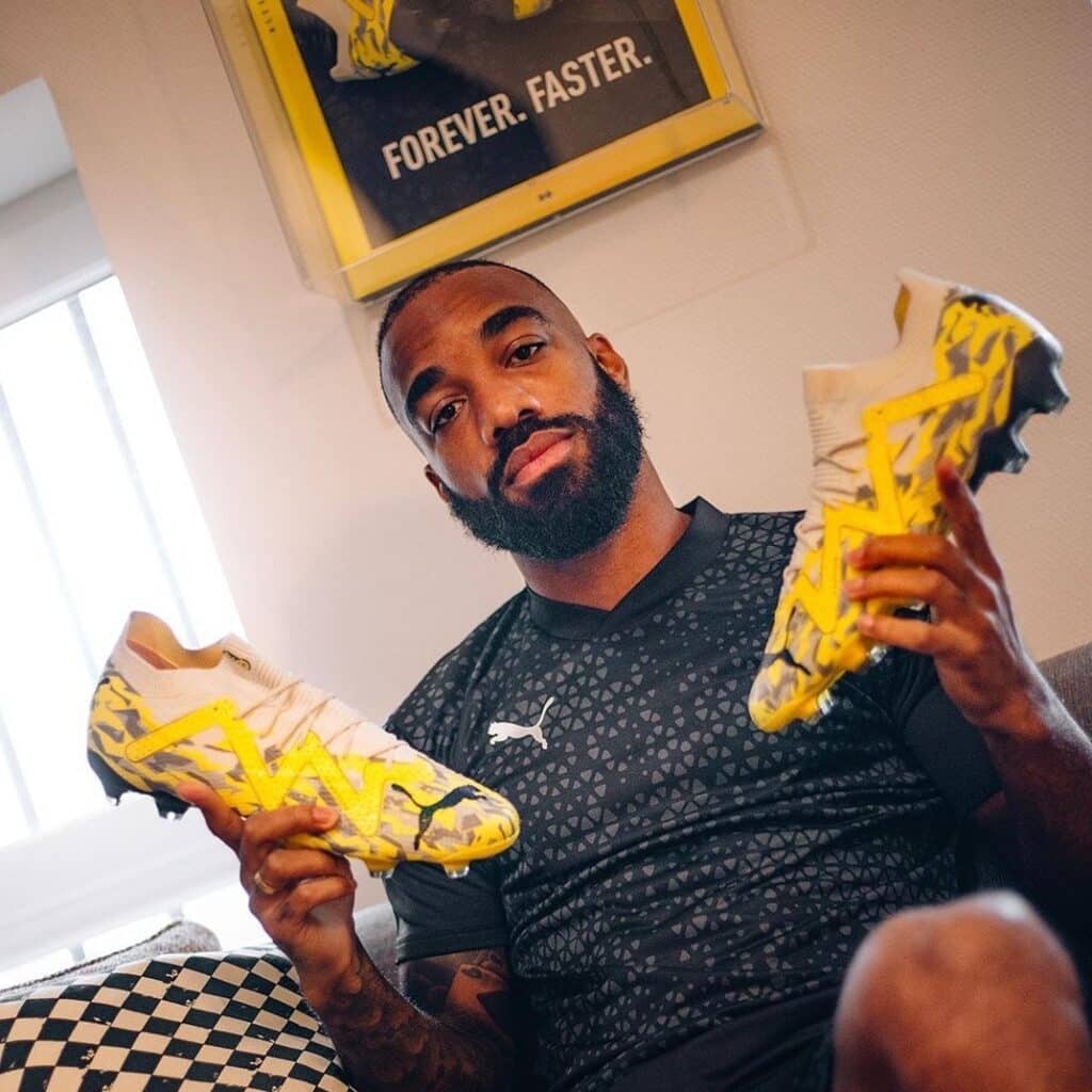crampons lacazette