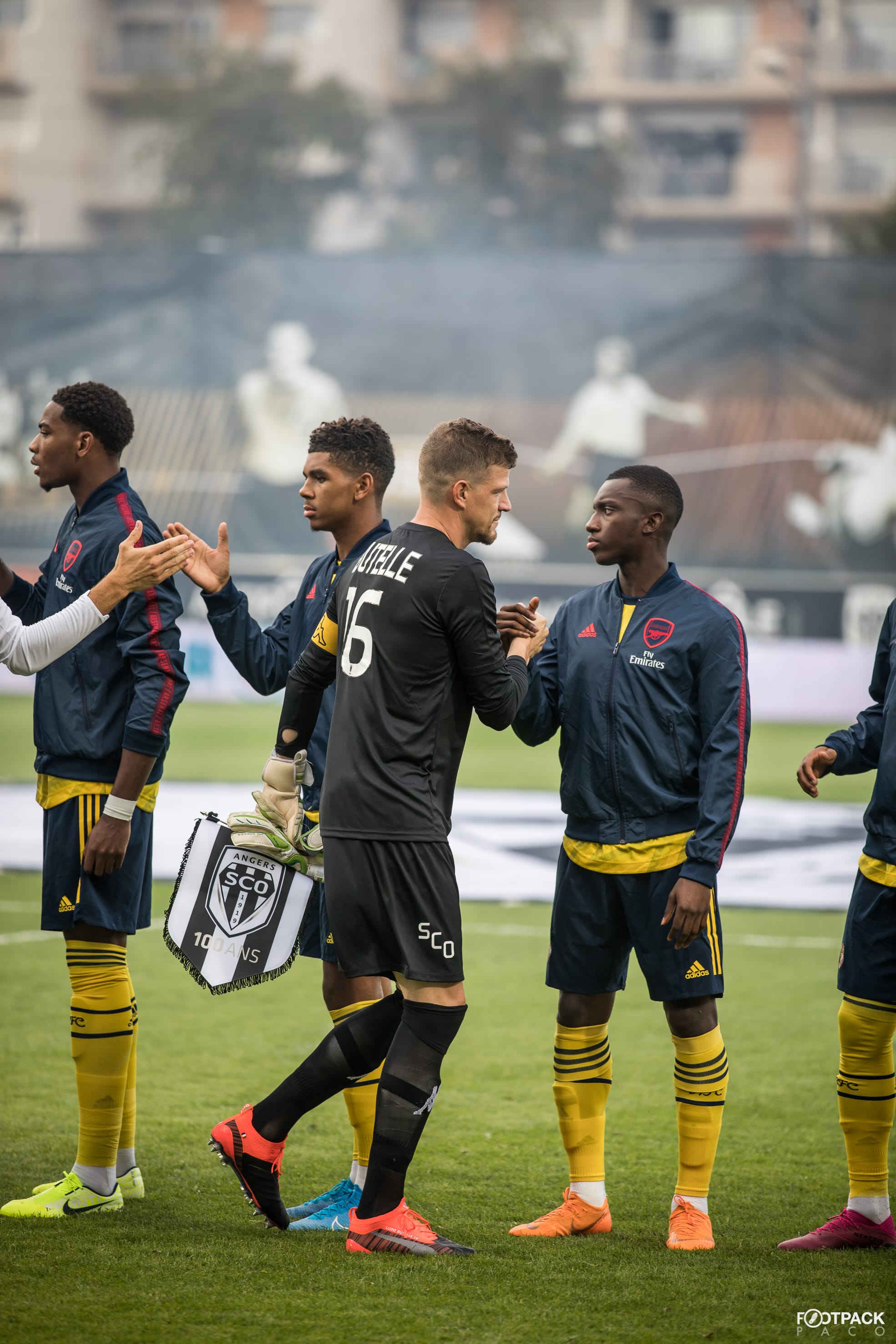au-stade-sco-angers-arsenal-100-ans-sco-2019-footpack-6