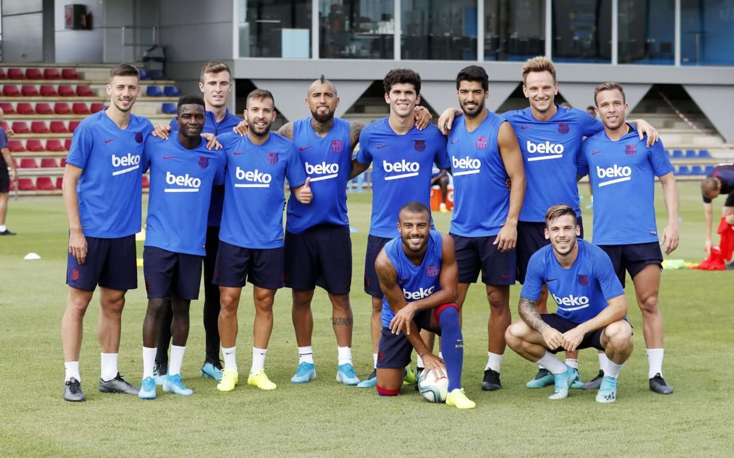 chaussures-puma-future-masquee-luis-suarez-barcelone-footpack