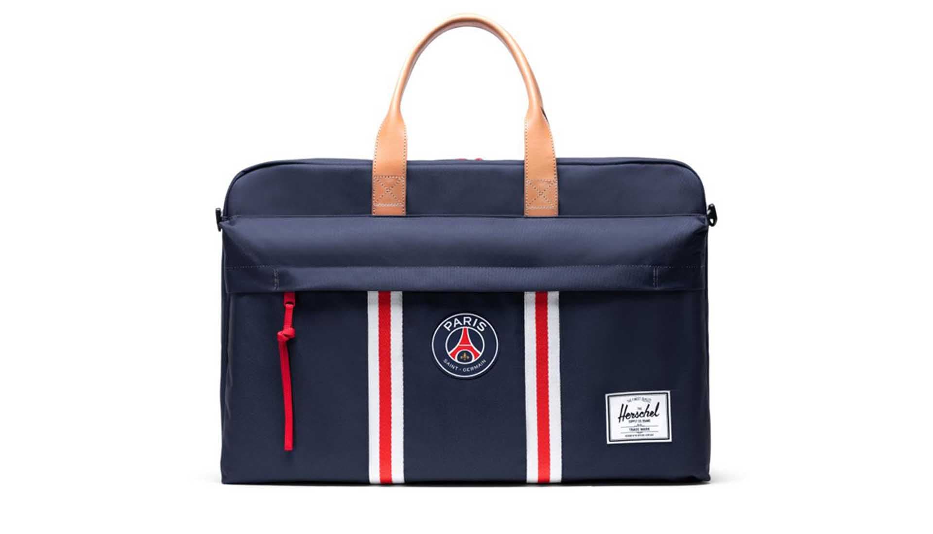collection-paris-saint-germain-psg-herschel-supply-footpack-2019-3