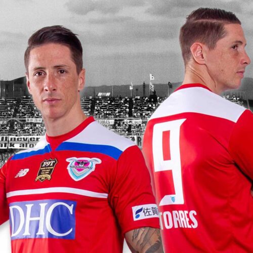 Image de l'article Deux maillots spéciaux pour le dernier match de la carrière de Fernando Torres