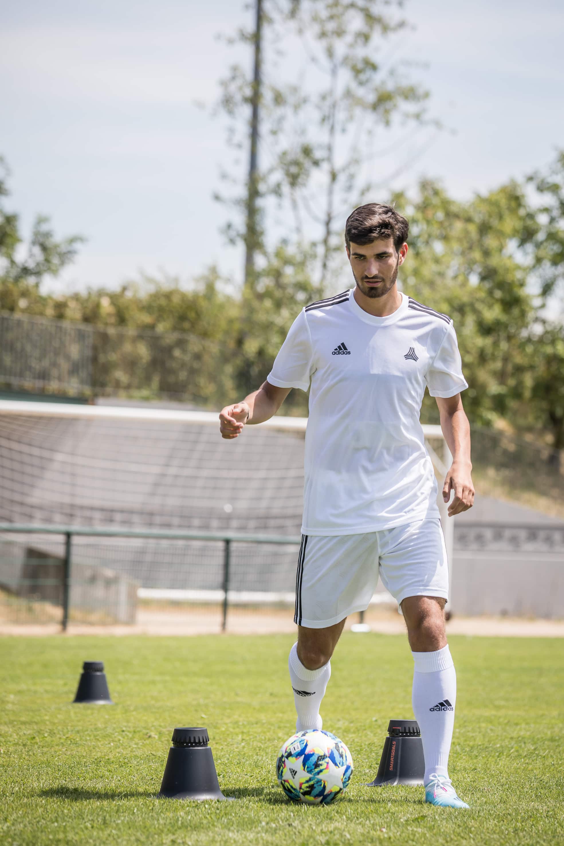 test-adidas-x-predator-footpack-martin-terrier-6