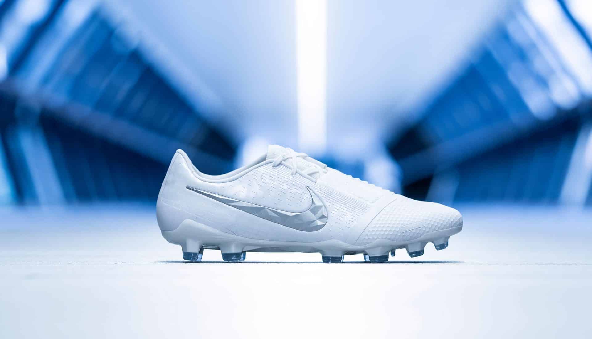 nike-phantom-venom-nouveau-white