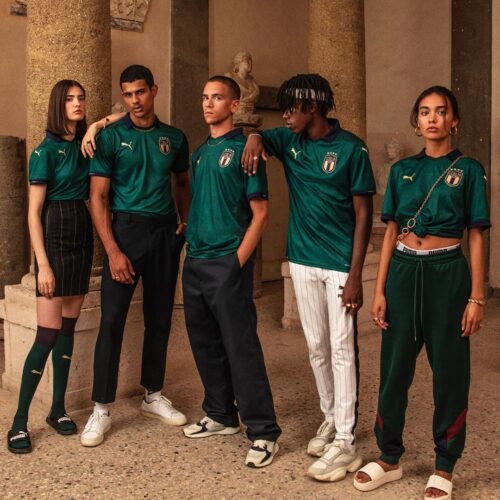 Image de l'article Puma célèbre l'époque de la Renaissance sur un maillot de l'Italie