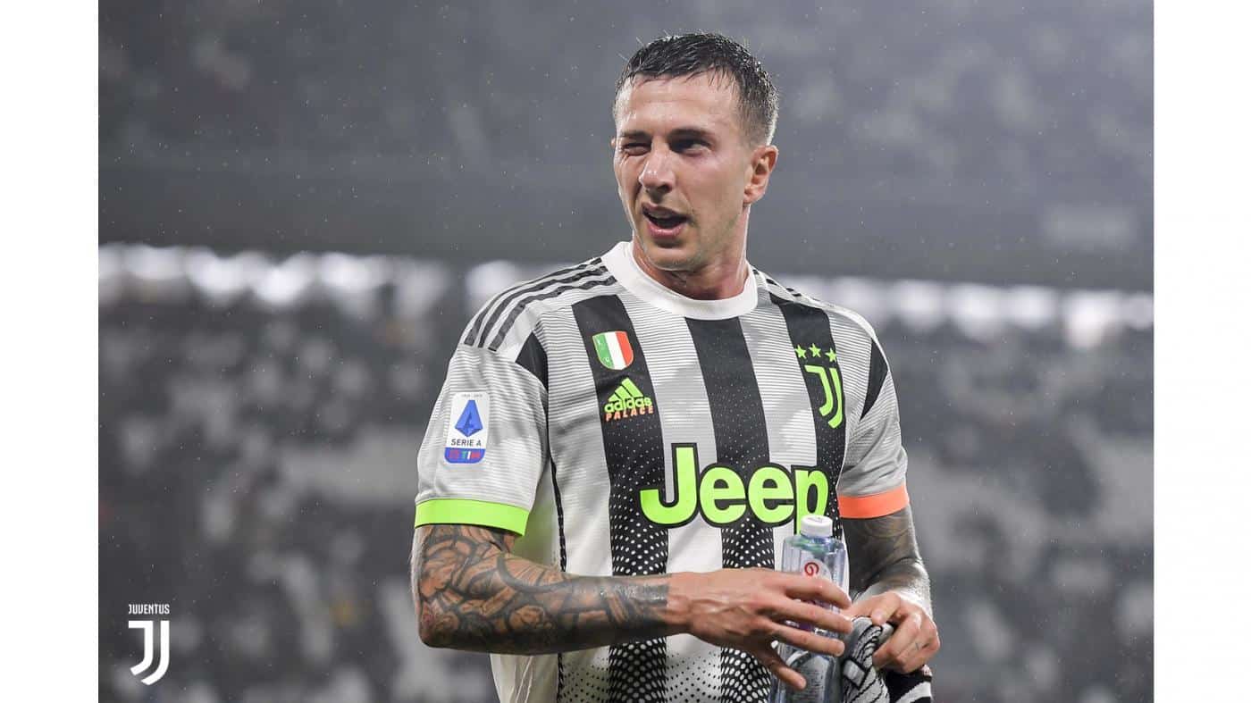 maillot-juventus-turin-palace-2019