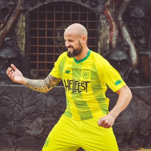 Image de l'article Le Hellfest débarque sur le maillot du FC Nantes