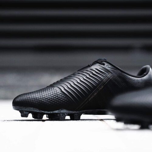 Image de l'article Nike présente la Phantom Venom Tech Craft en cuir