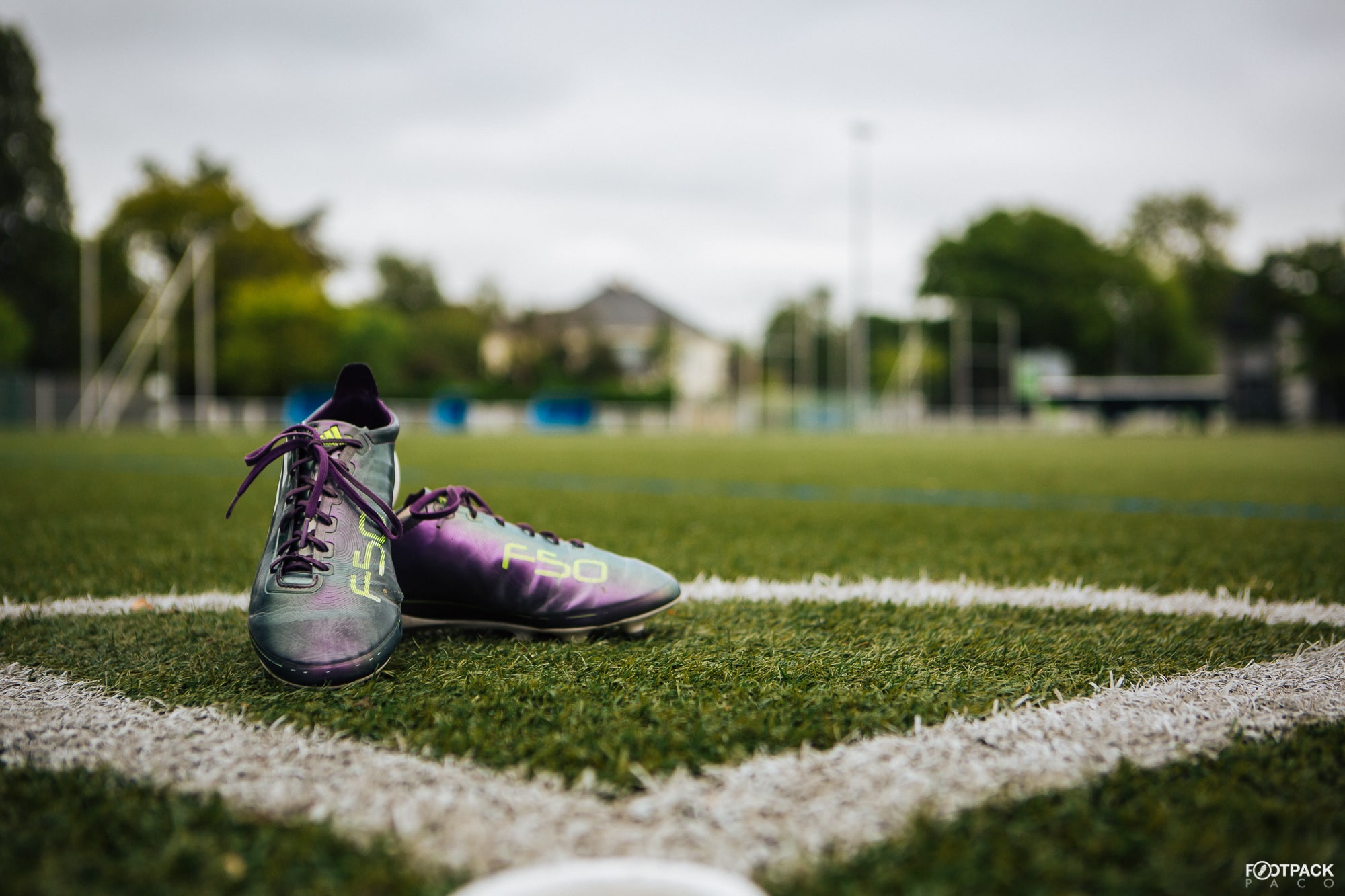 adidas-f50-chameleon-2