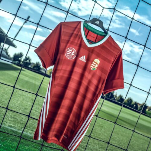 Image de l'article Les maillots de la Hongrie pour l'Euro 2020 présentés par adidas