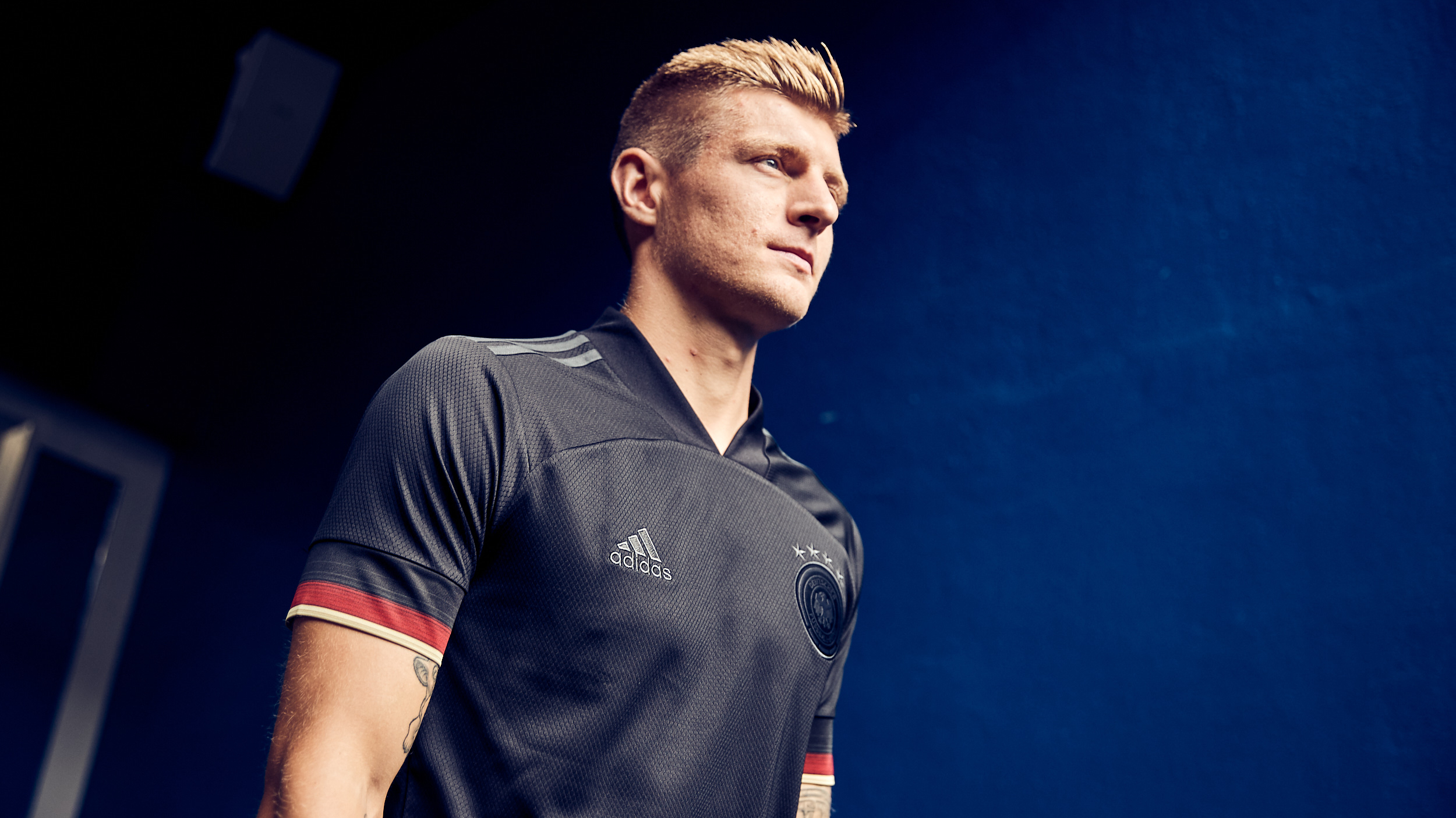 maillot-foot-allemagne-extérieur-2021-4