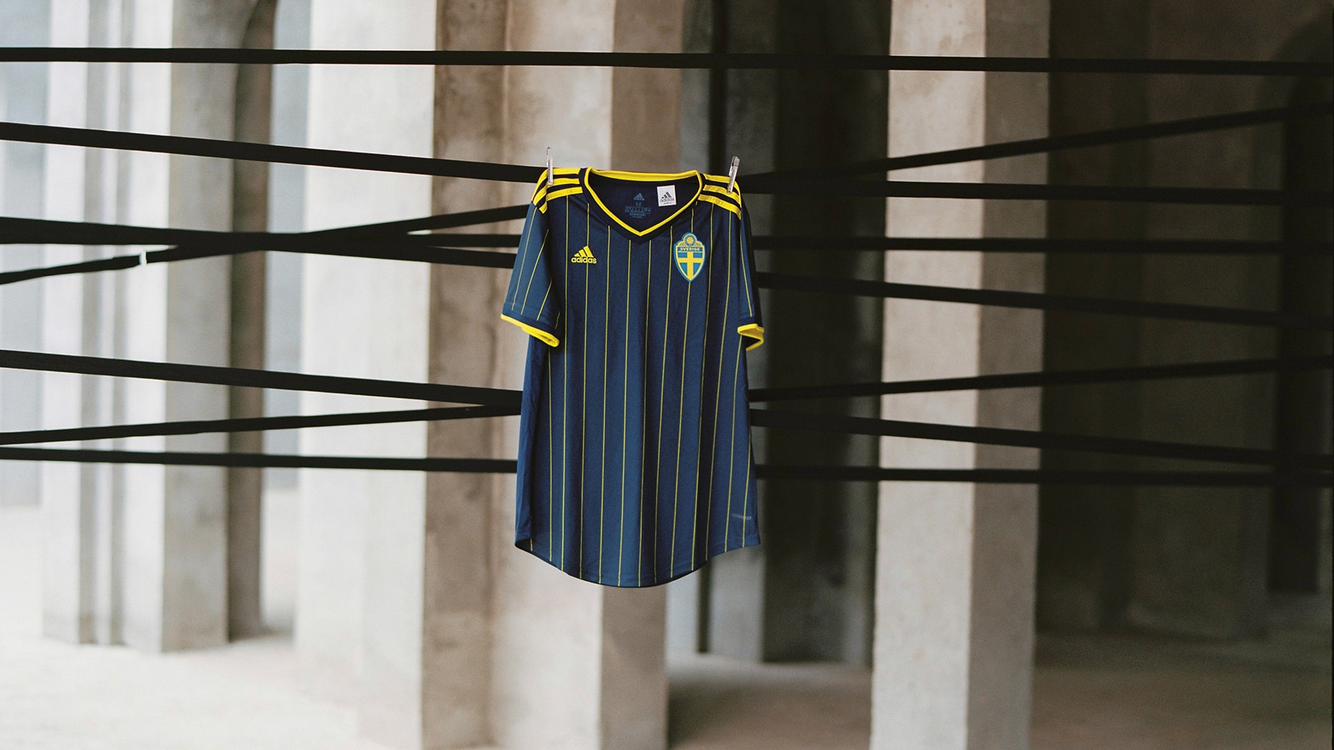 maillot-foot-suede-exterieur-2021-1
