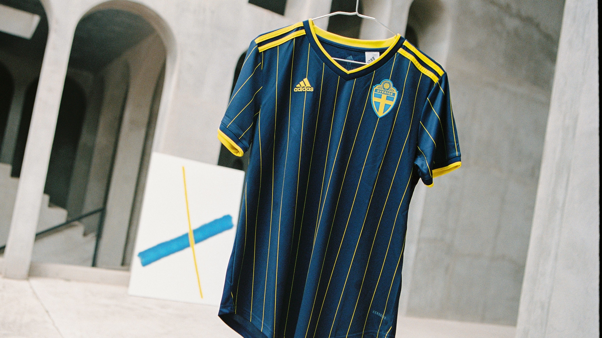 maillot-foot-suede-exterieur-2021-3