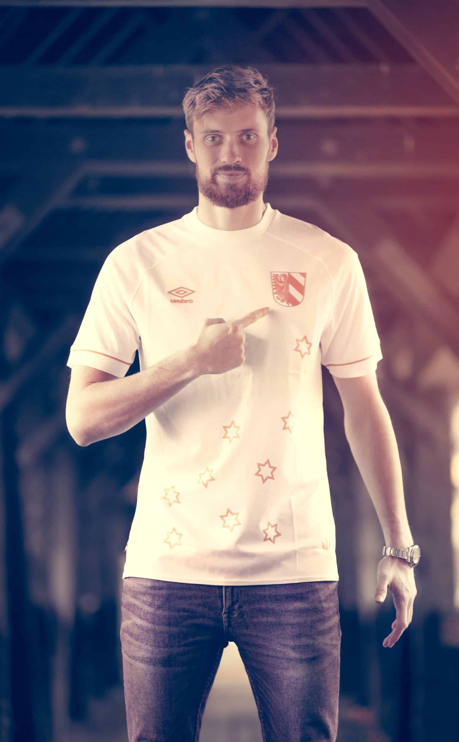 maillot-noel-fc-nuremberg-umbro-5
