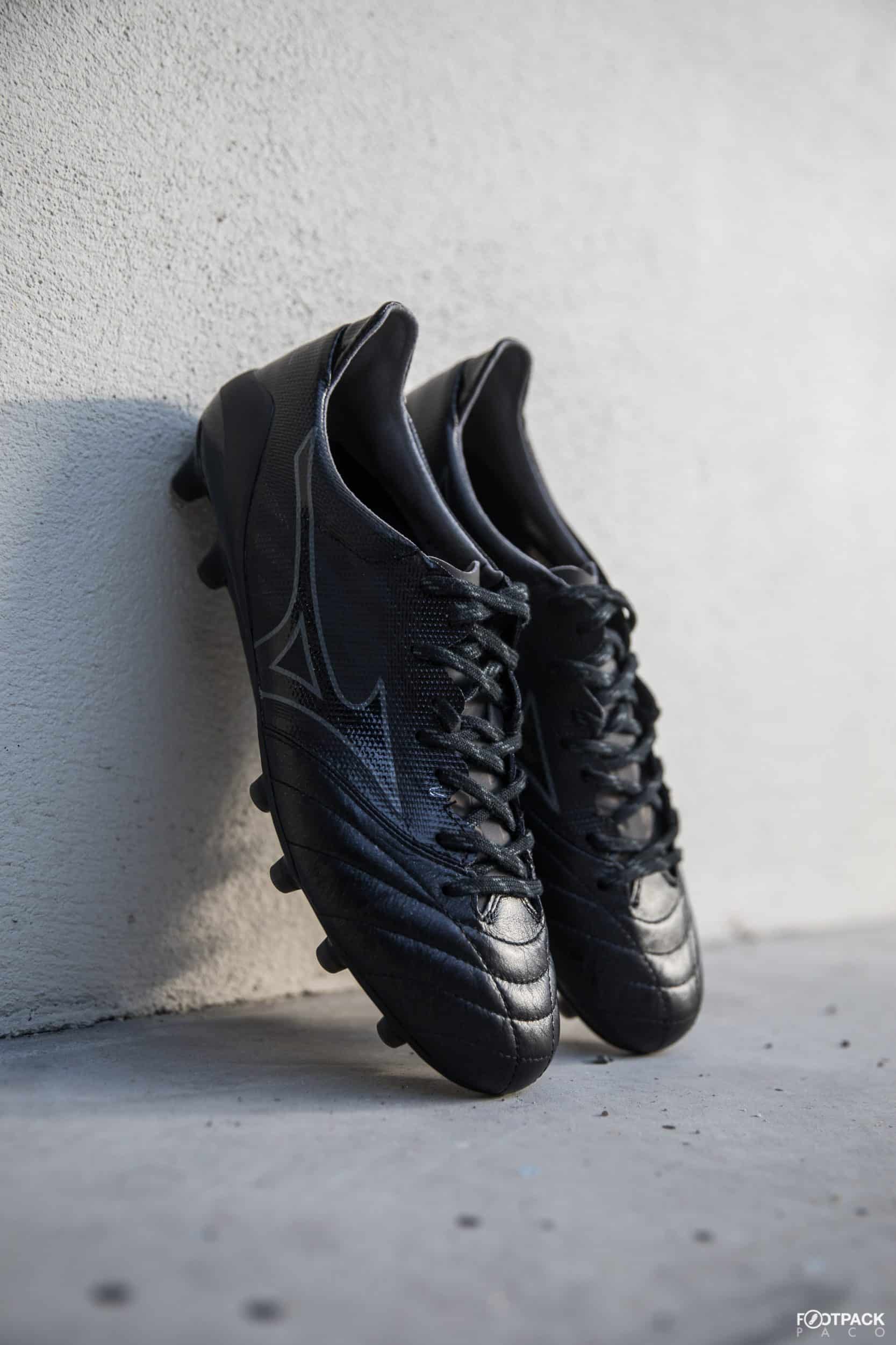 mizuno-morelia-2-neo-beta-noir-footpack-10
