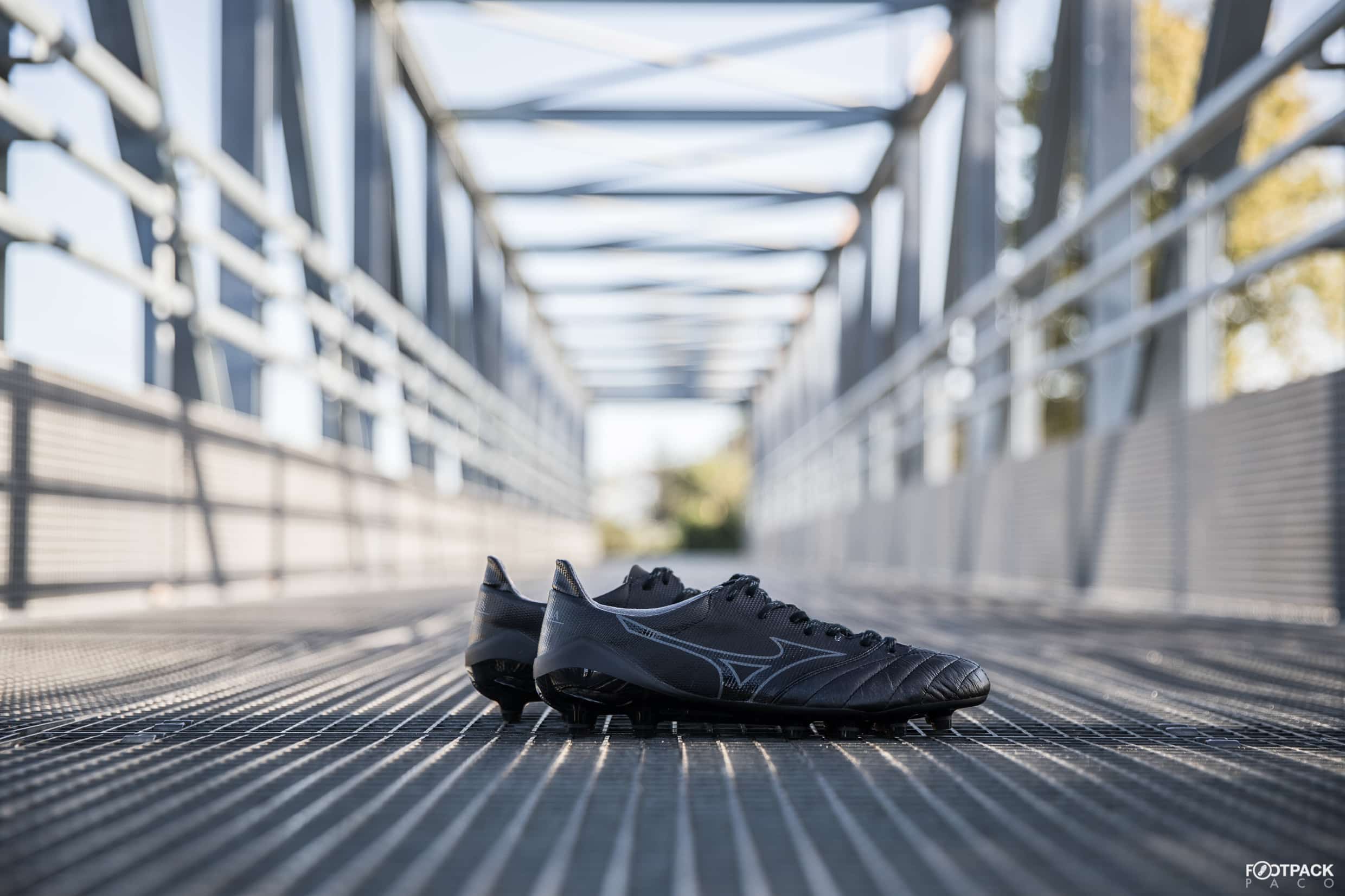 mizuno-morelia-2-neo-beta-noir-footpack-3