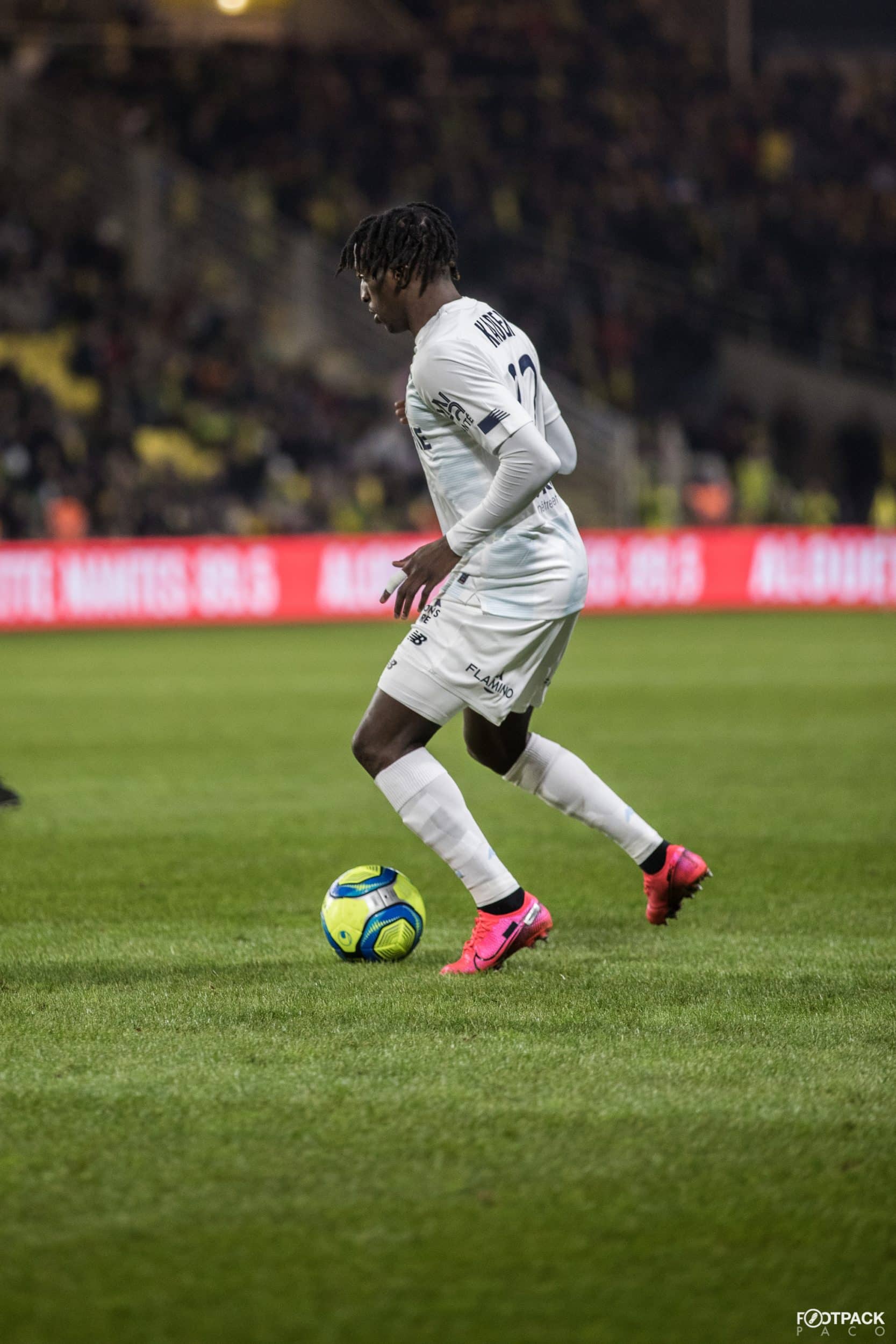 au-stade-fc-nantes-girondins-bordeaux-hommage-sala-2