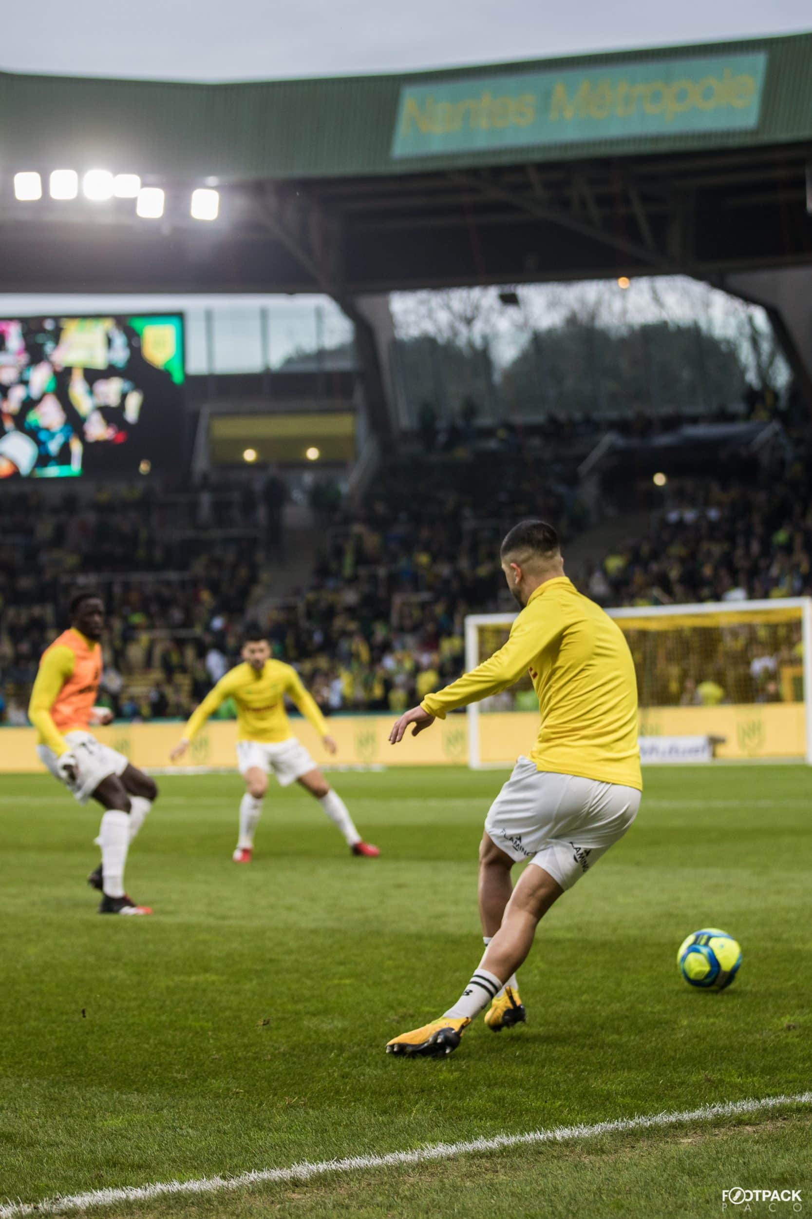 au-stade-fc-nantes-girondins-bordeaux-hommage-sala-32
