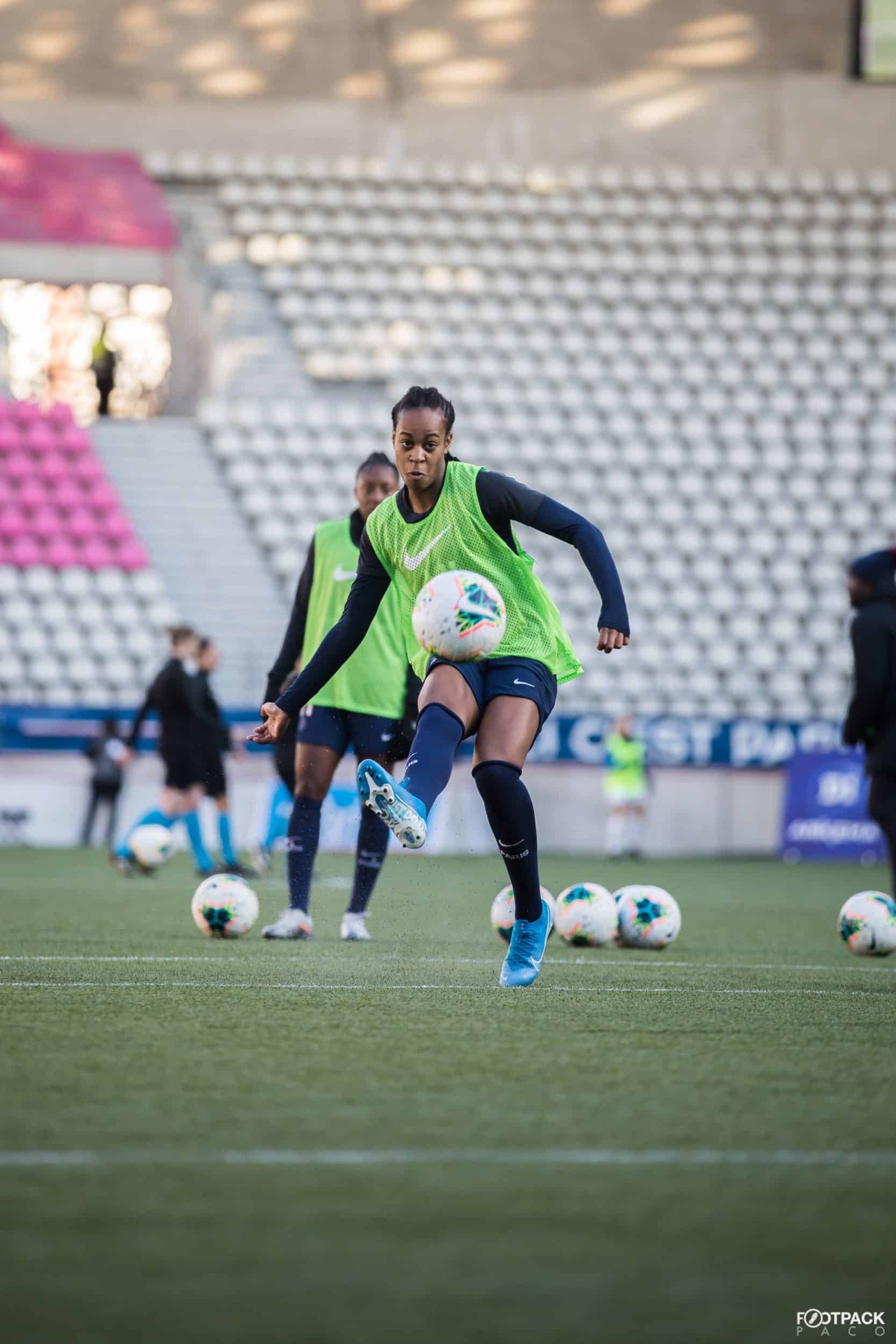 au-stade-paris-saint-germain-psg-olympique-de-marseille-d1-feminine-arkema-footpack-2