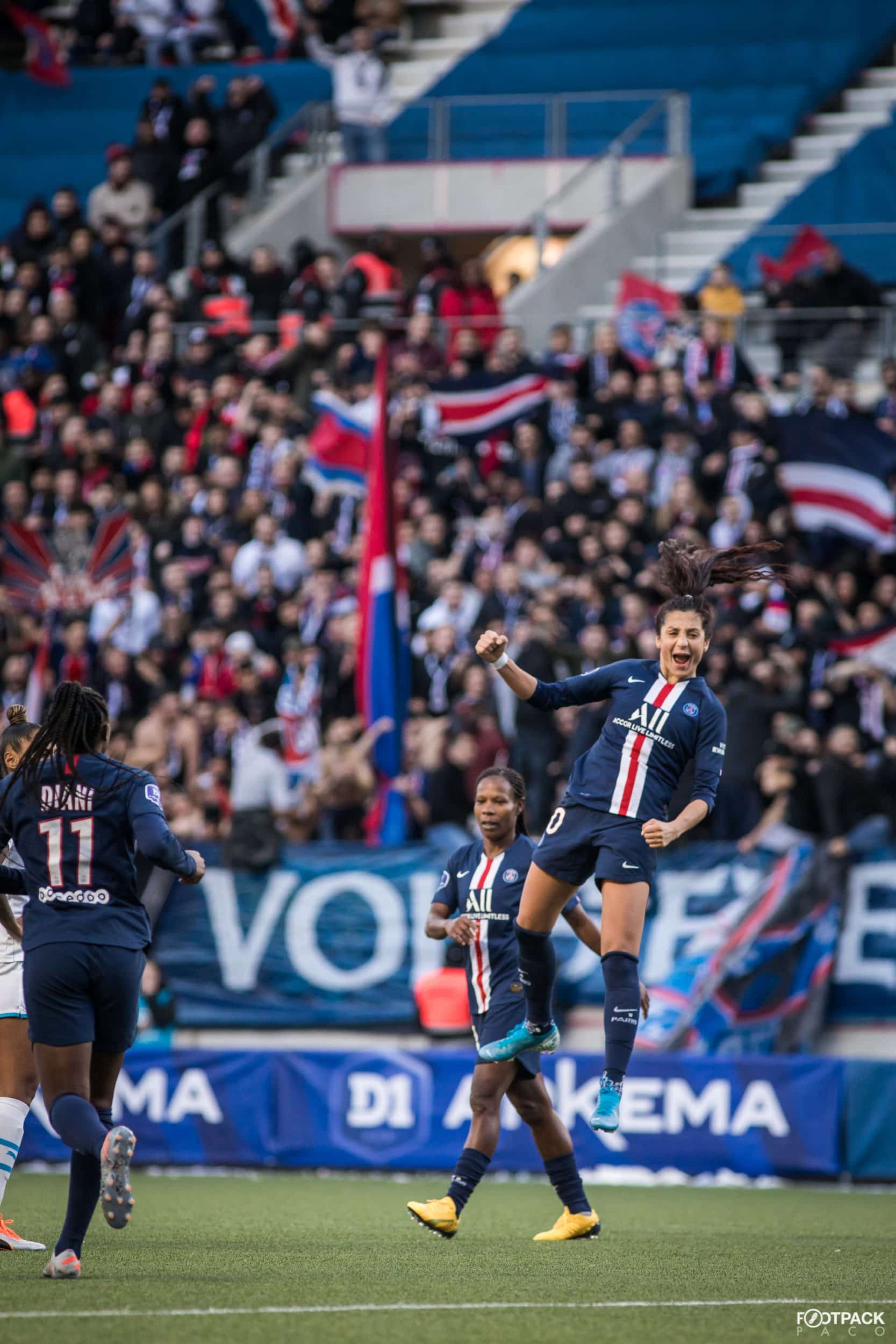 au-stade-paris-saint-germain-psg-olympique-de-marseille-d1-feminine-arkema-footpack-24
