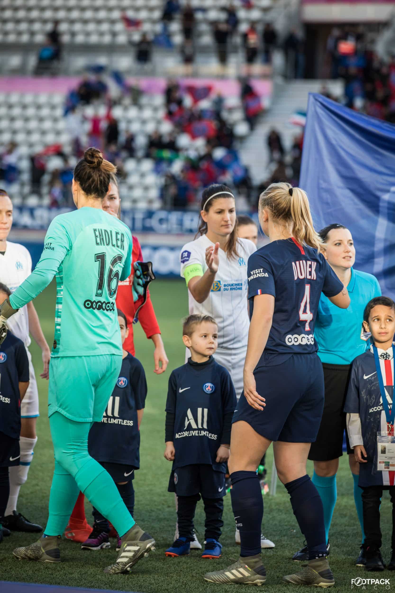 au-stade-paris-saint-germain-psg-olympique-de-marseille-d1-feminine-arkema-footpack-7