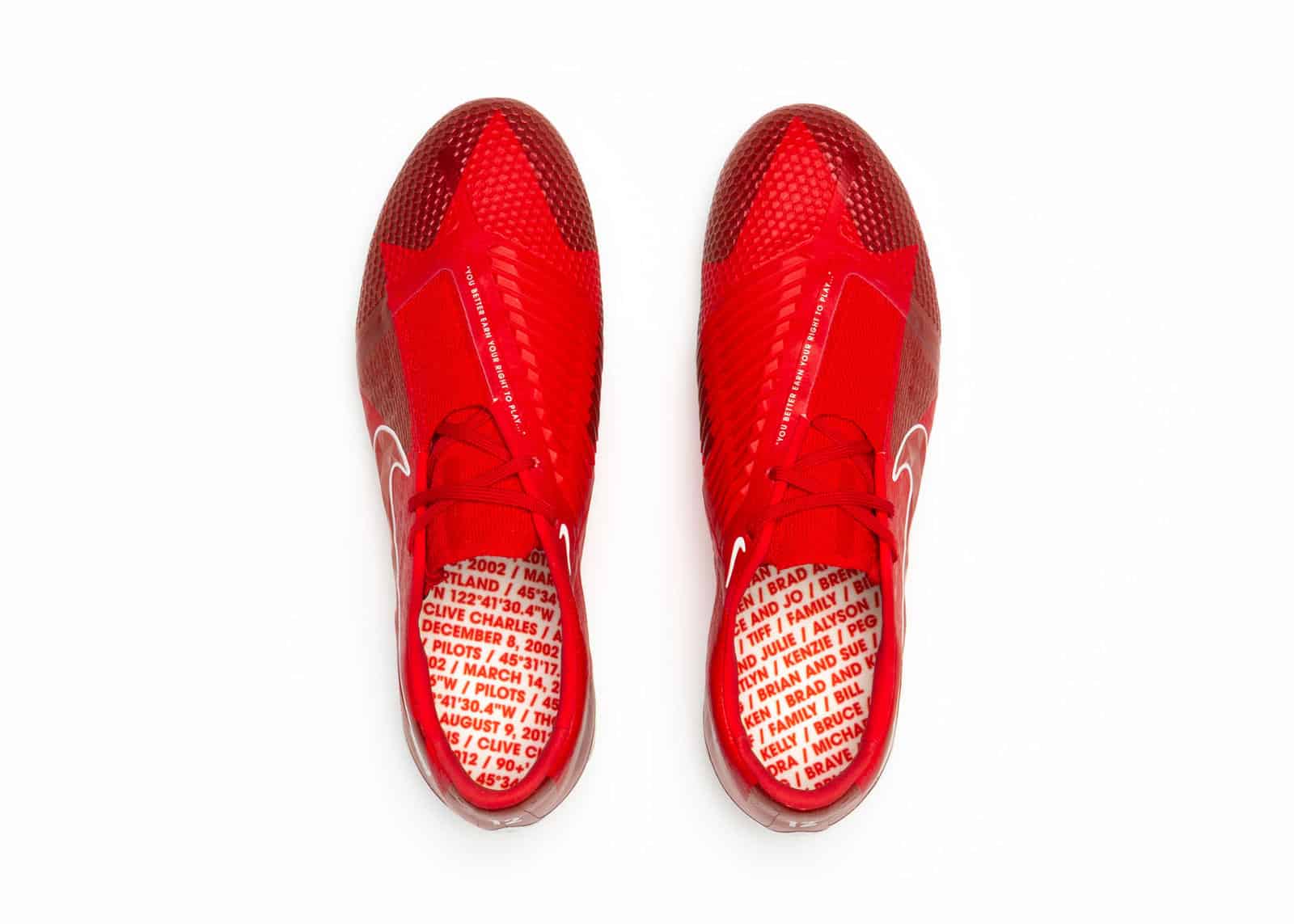 chaussures-foot-nike-phantom-venom-christine-sinclair-record-buts-11
