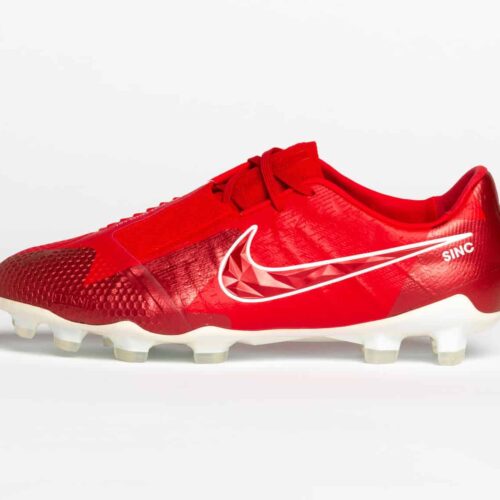 Image de l'article Nike dévoile une paire spéciale pour la meilleure buteuse de l'histoire du foot international