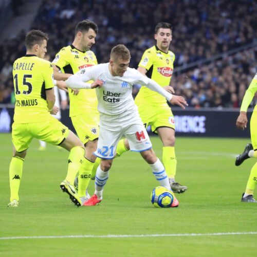 Image de l'article Un nouveau maillot jaune fluo pour Angers SCO ...