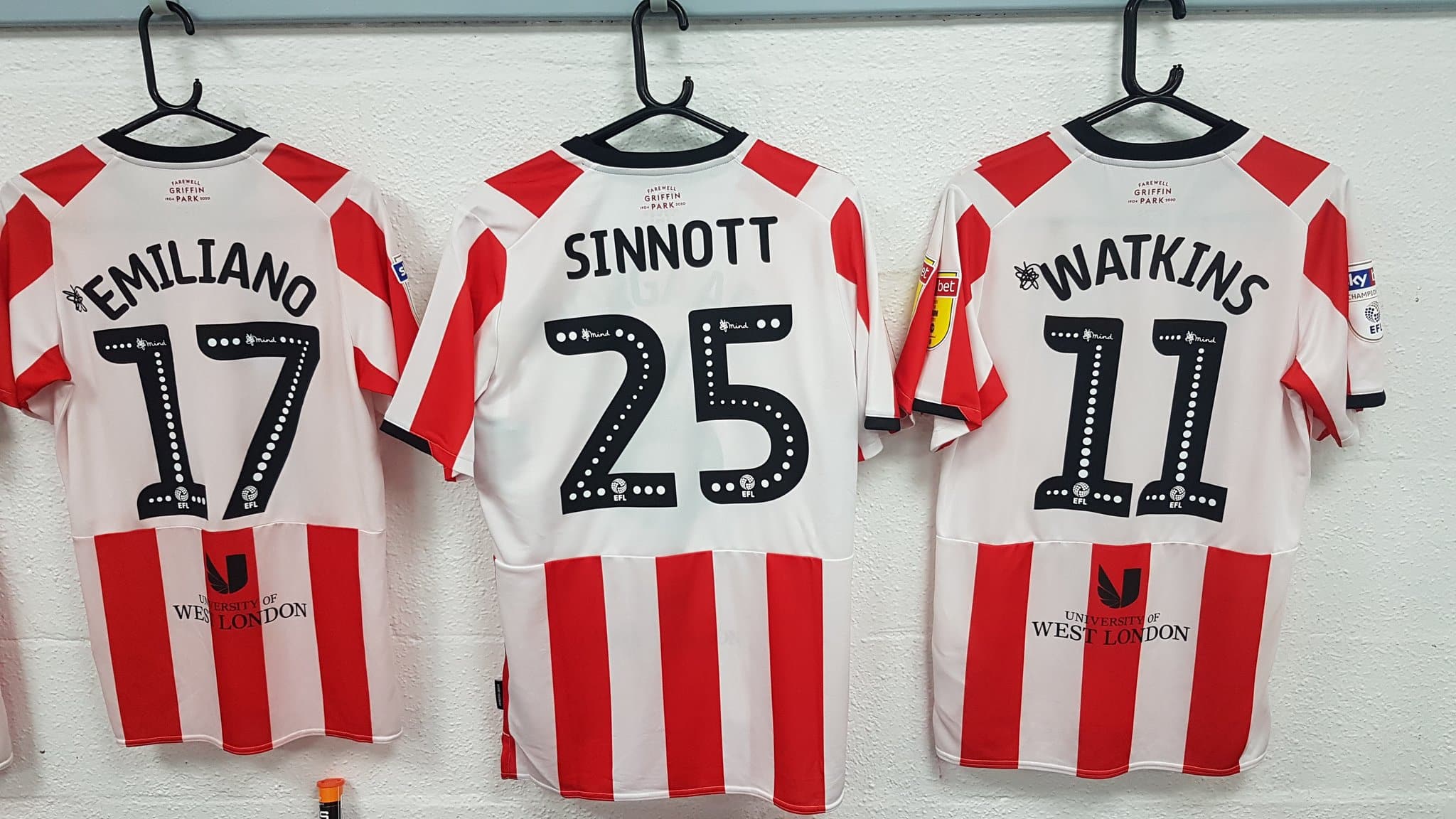 maillot-jordan-sinnott-25-football-anglais-2