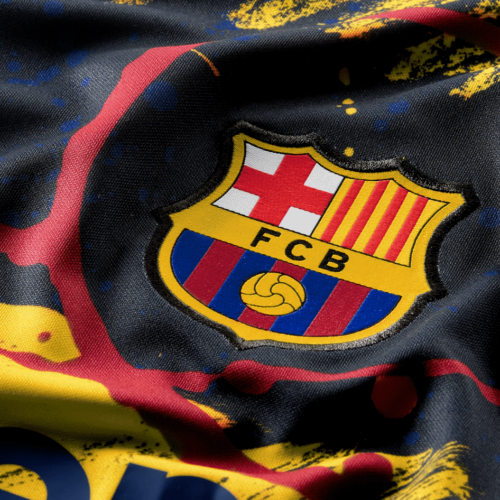 Image de l'article Le FC Barcelone dévoile un nouveau maillot pré-match très original !
