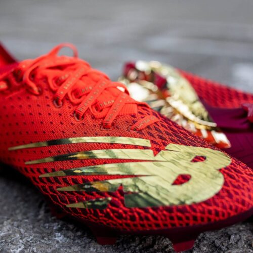 Image de l'article New Balance offre une paire de chaussures de foot unique à Sadio Mané !
