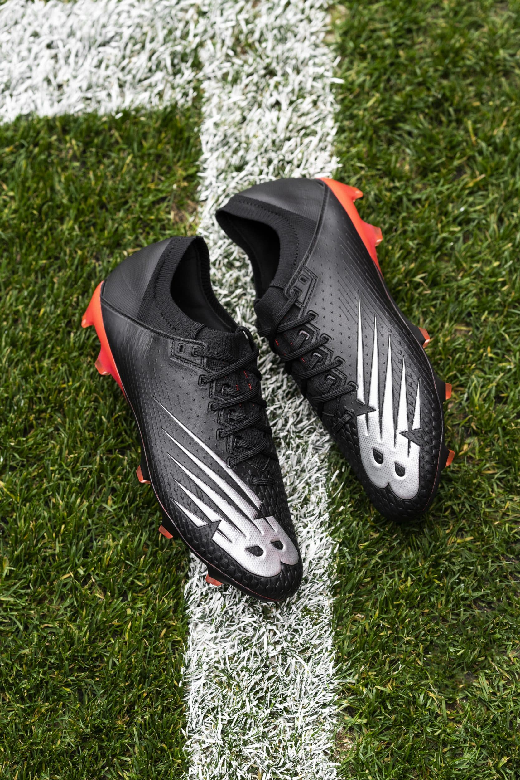 new-balance-furon-v6-leather-pack-2