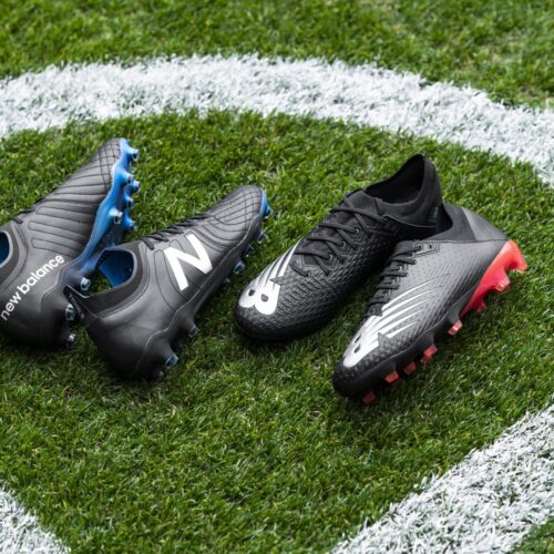 Image de l'article New Balance dévoile une édition cuir de la Furon et de la Tekela