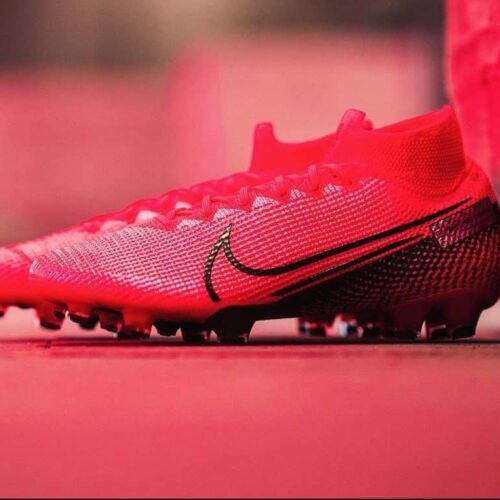 Image de l'article Nike lance deux nouveaux coloris pour sa gamme de chaussures de foot
