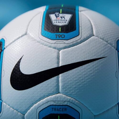 Image de l'article Nike dévoile une réédition du ballon de la Premier League 2010-2011