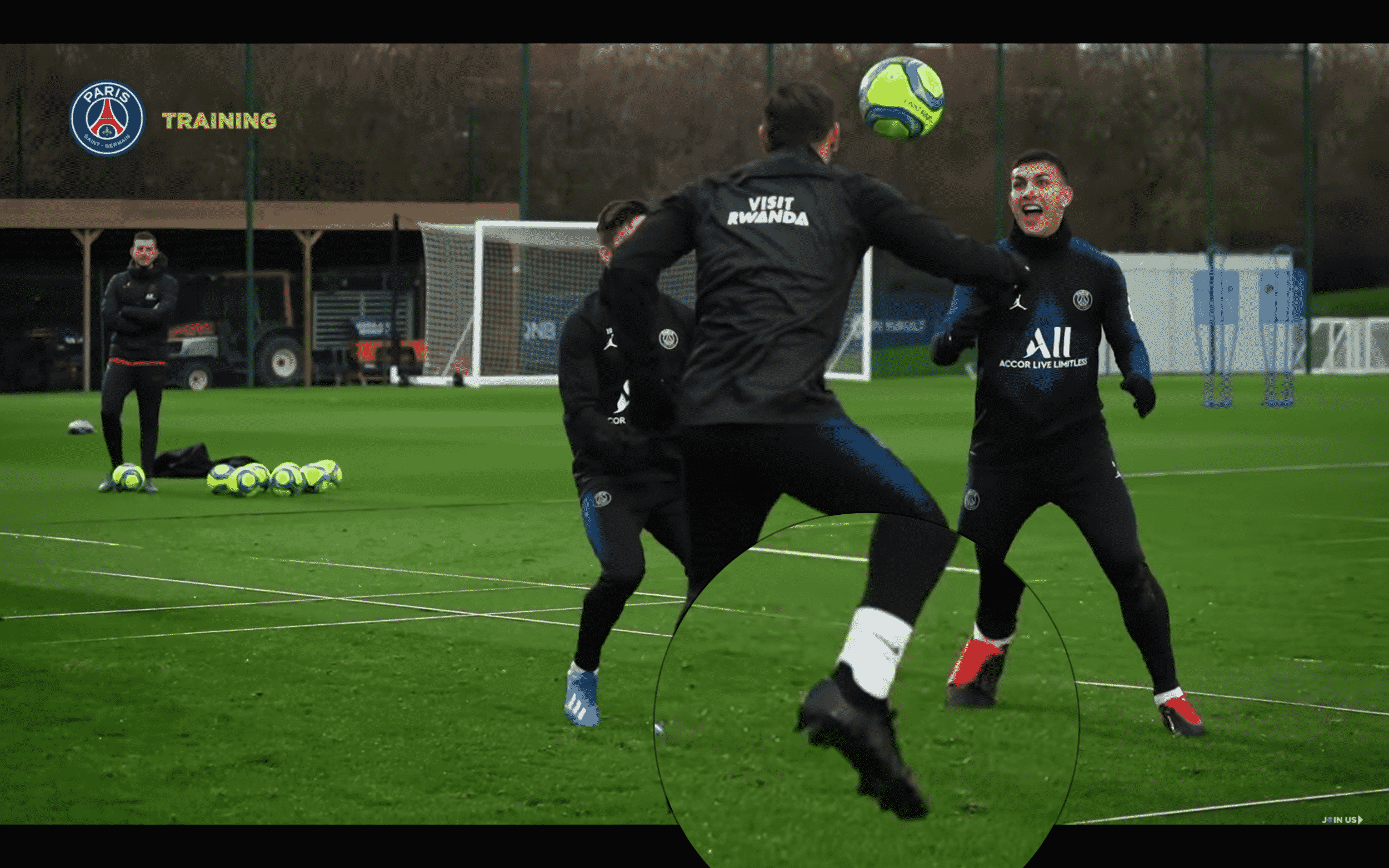 chaussures-masquee-mauro-icardi-edinson-cavani-nike-4