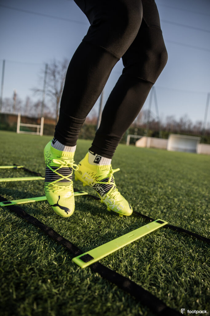 Crampons SG terrain synthétique