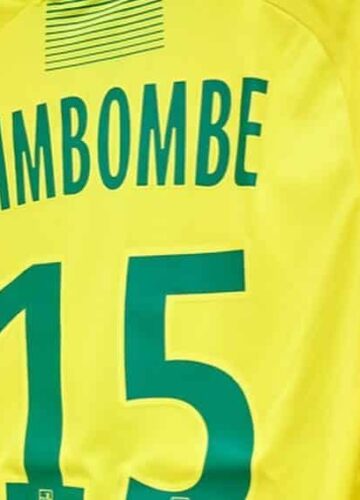 Image de l'article Un joueur du FC Nantes joue avec deux numéros différents dans le même match